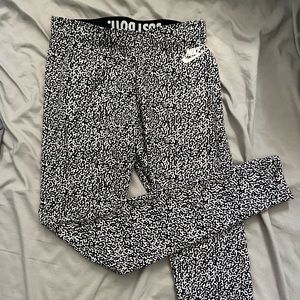 Nike Just Do It spotted leggings size small